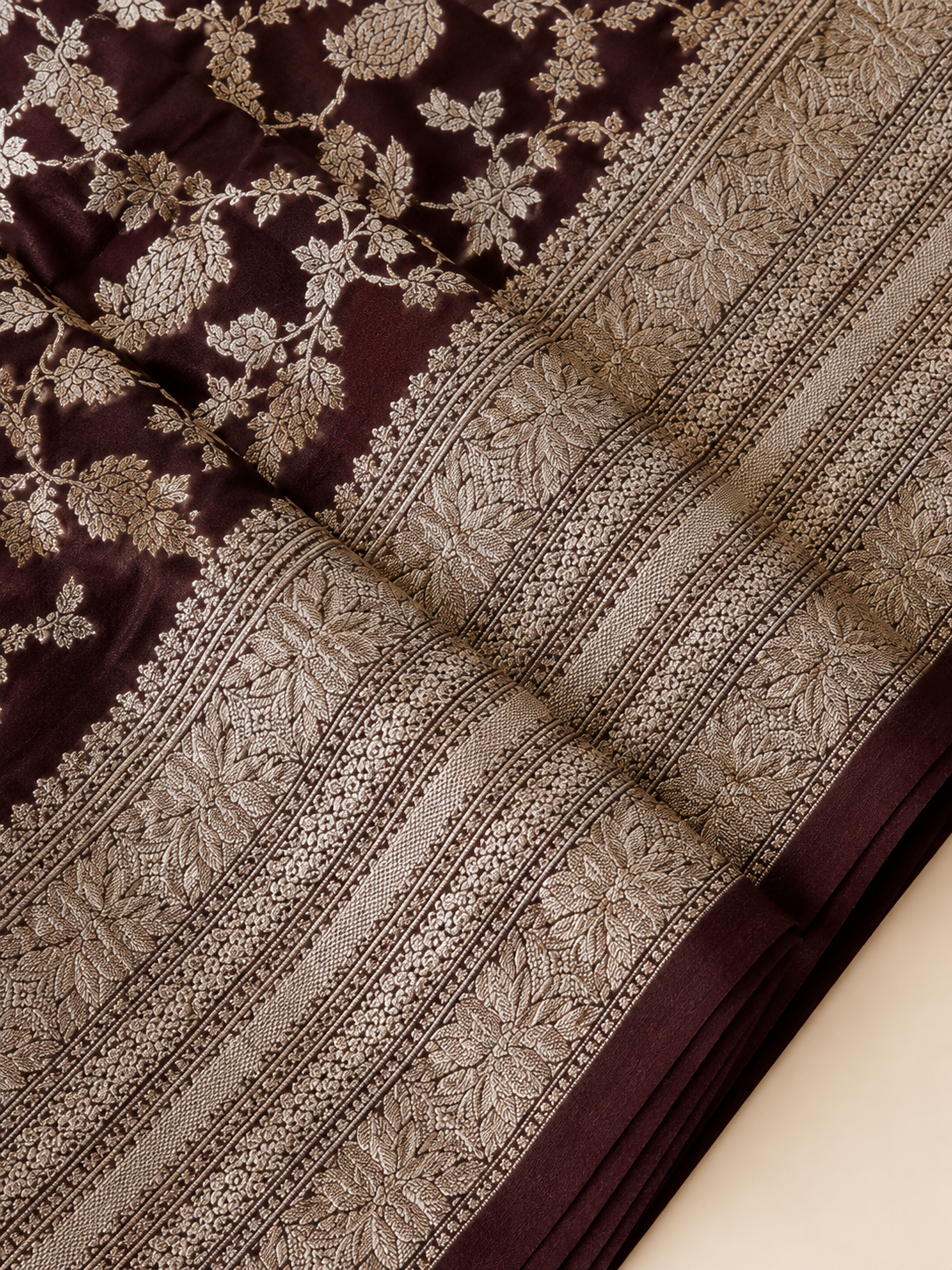 ZARTARI Banarasi Silk Saree – Deep Maroon with Silver Zari Floral Jaal & Rich Zari Border