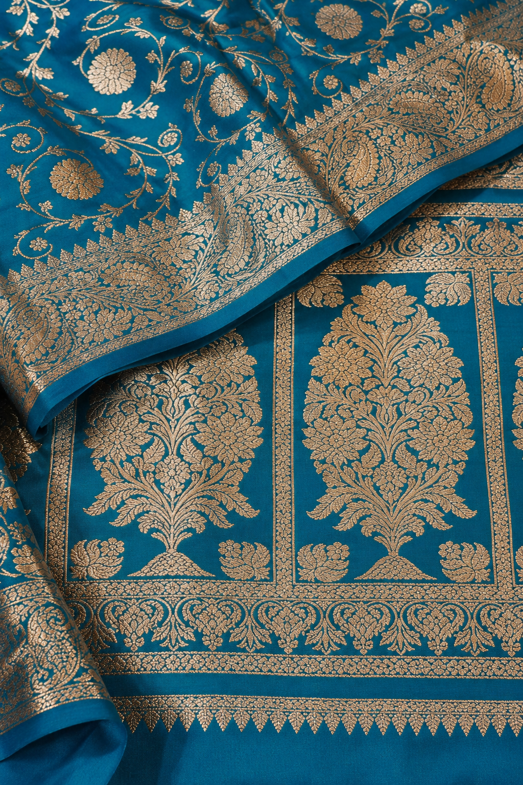 Zartari Handwoven Banarasi Silk Saree in Peacock Blue with Silver-Gold Zari Floral Jaal