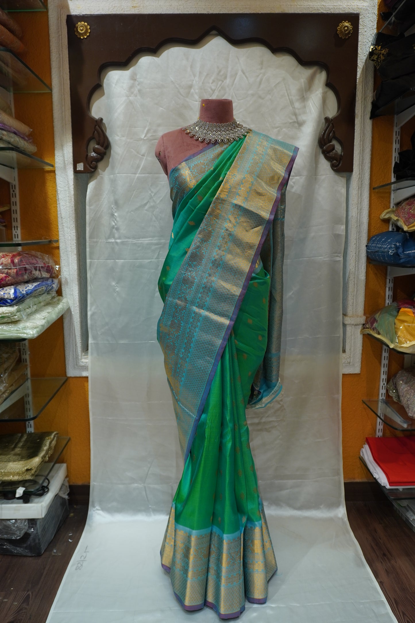 ZARTARI Handwoven Paithani Silk Saree – Emerald Green & Sky Blue with Traditional Zari Woven Border