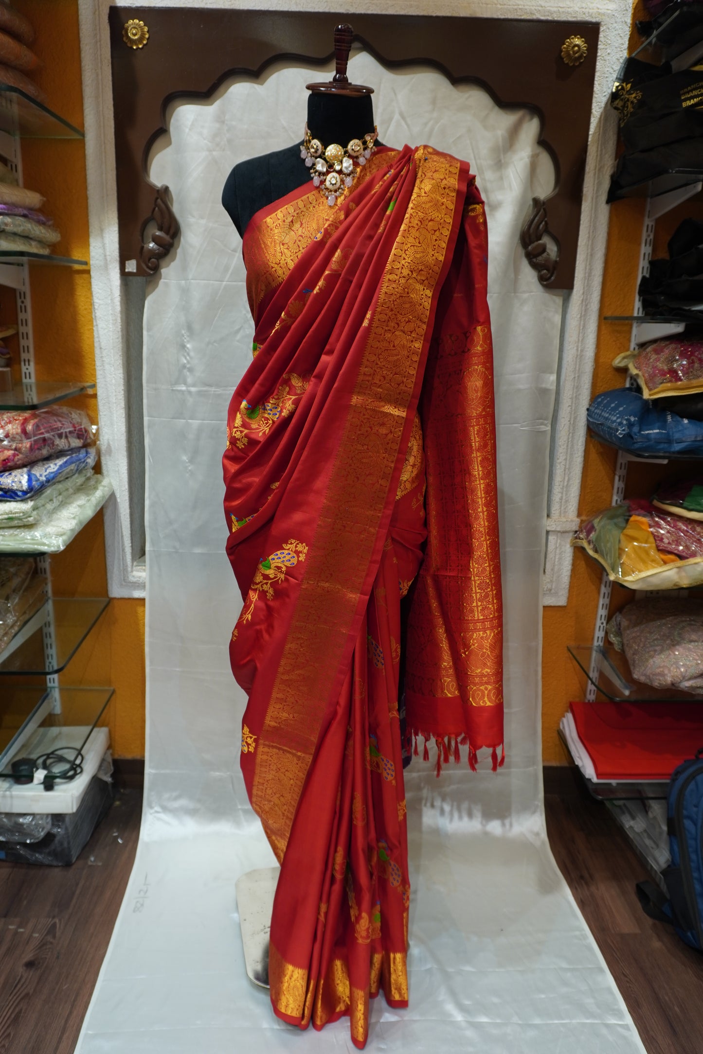 Zartari Premium Maroon Paithani Silk Saree with Traditional Peacock Motifs & Rich Zari Pallu