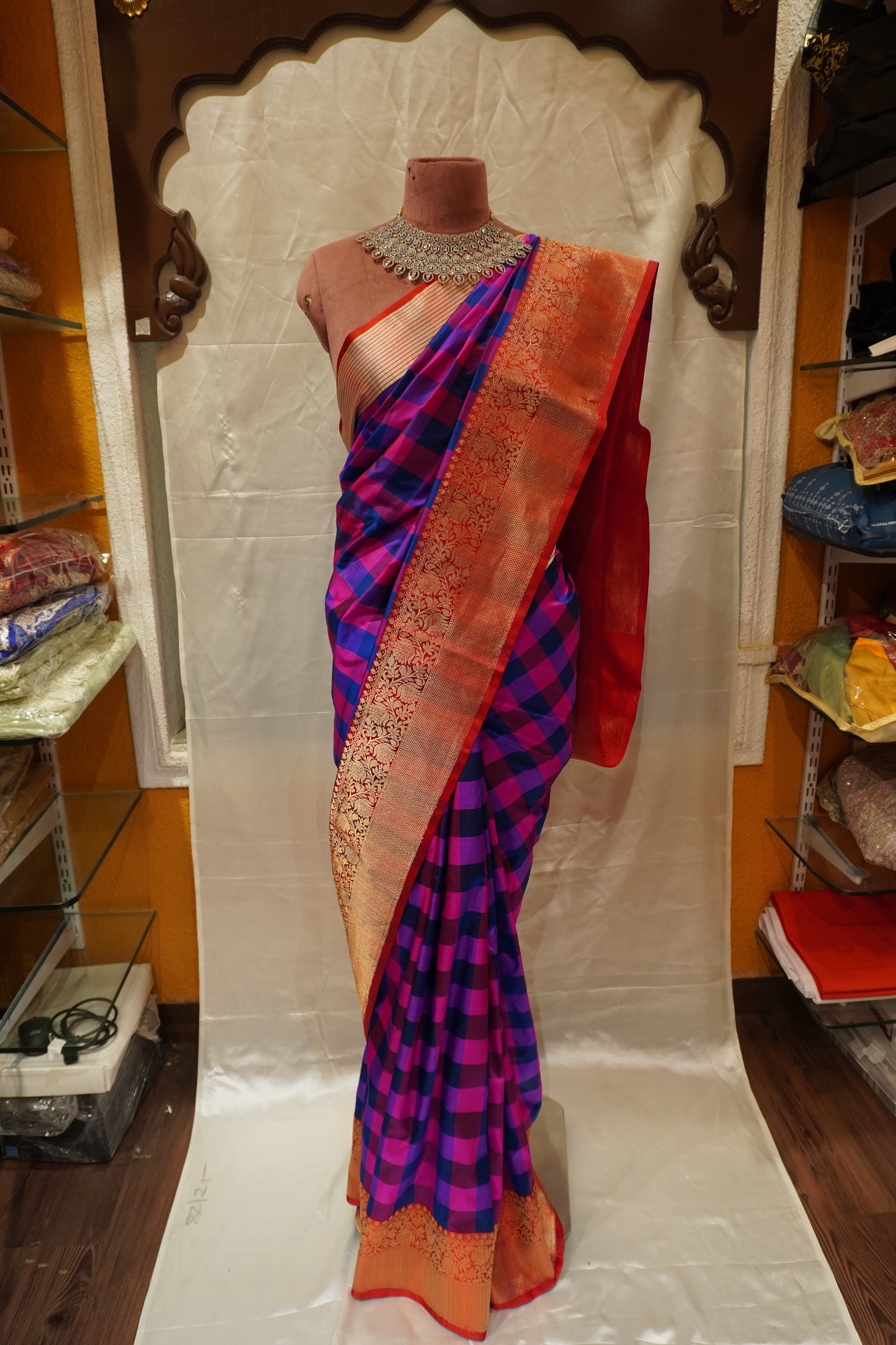 ZARTARI Handwoven Paithani Silk Saree – Royal Purple Checks with Red Zari Border & Rich Traditional Pallu