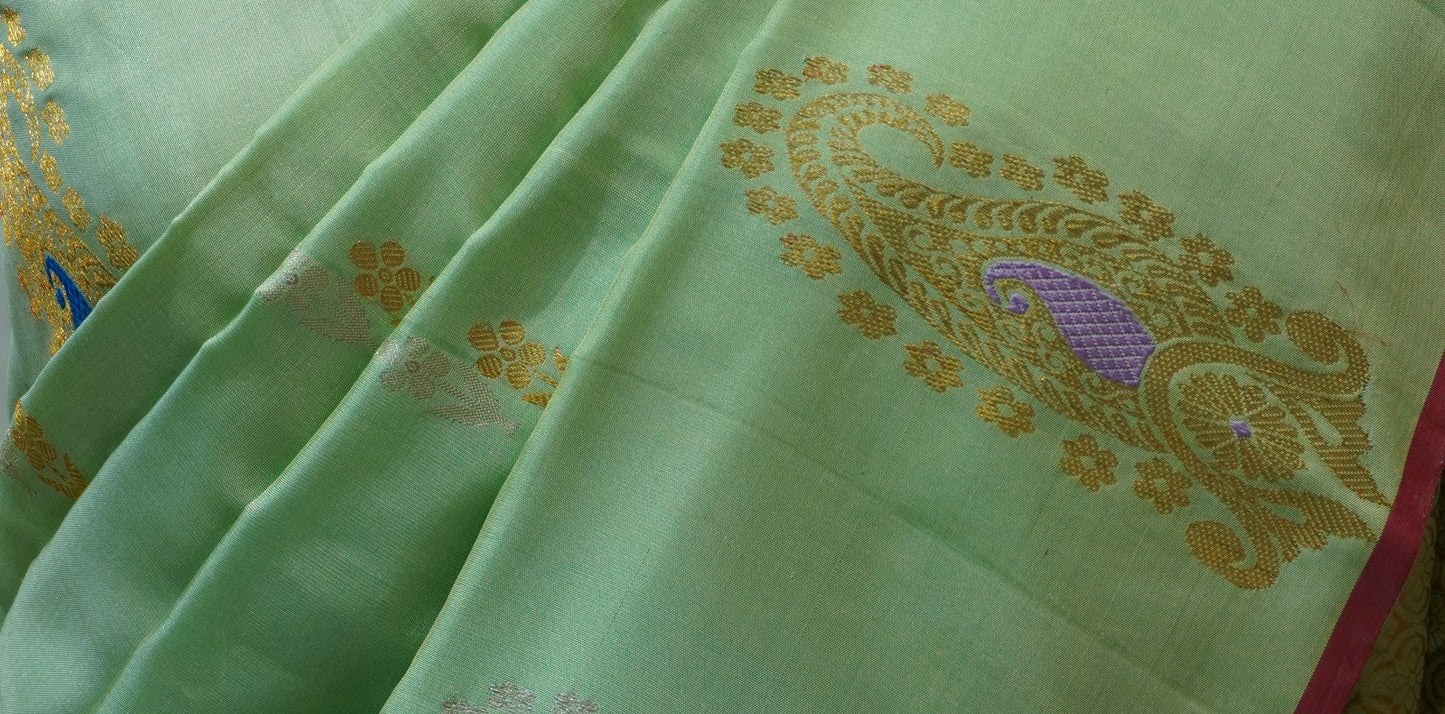 ZARTARI Handwoven Paithani Silk Saree – Mint Green with Purple Peacock Motifs & Rich Woven Pallu