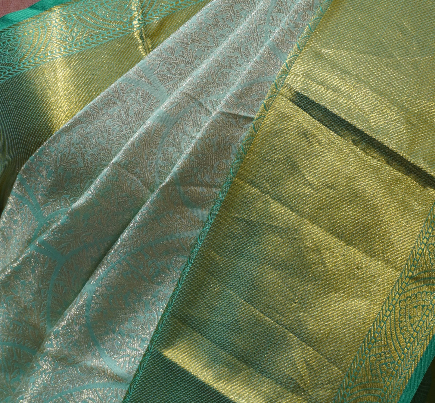 Zartari Handwoven Kanjivaram Silk Saree | Silver Tissue with Emerald Green Gold Zari Border | Premium Wedding Silk Saree