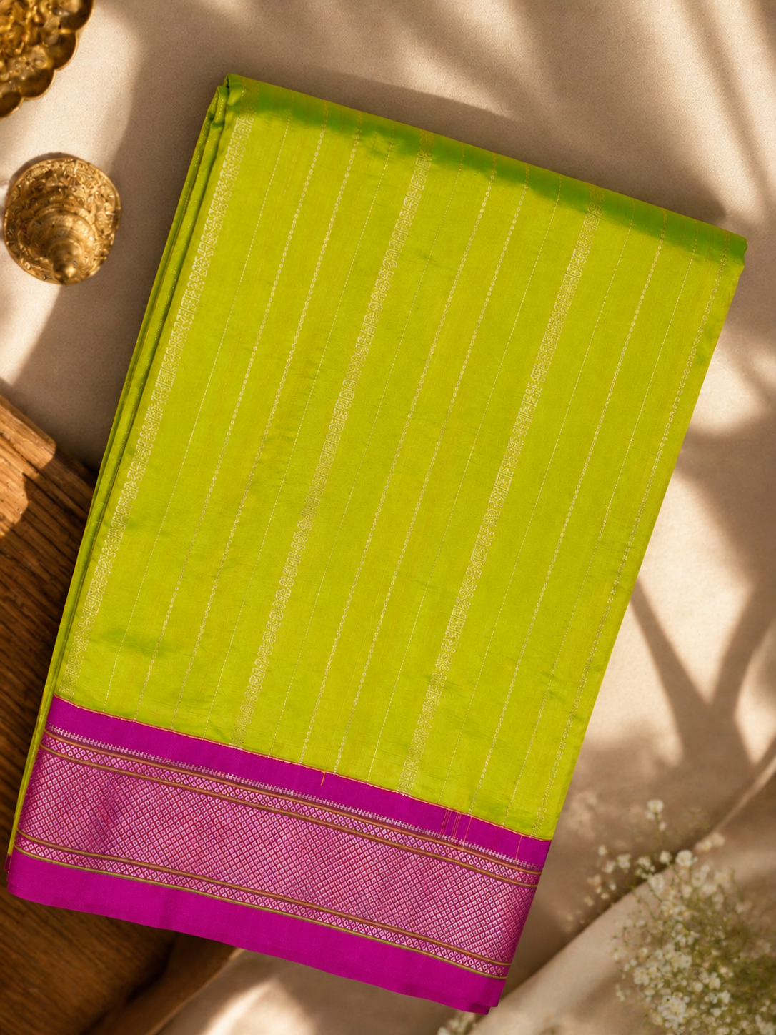 ZARTARI Paithani Silk Saree – Parrot Green with Rani Pink Zari Border & Traditional Floral Peacock Pallu