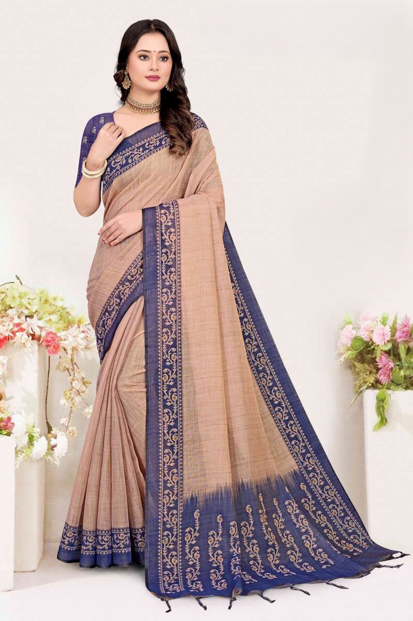 Classic Dual-Tone Jute Linen Saree featuring Ornamental Vine Borders and Tasseled Pallu
