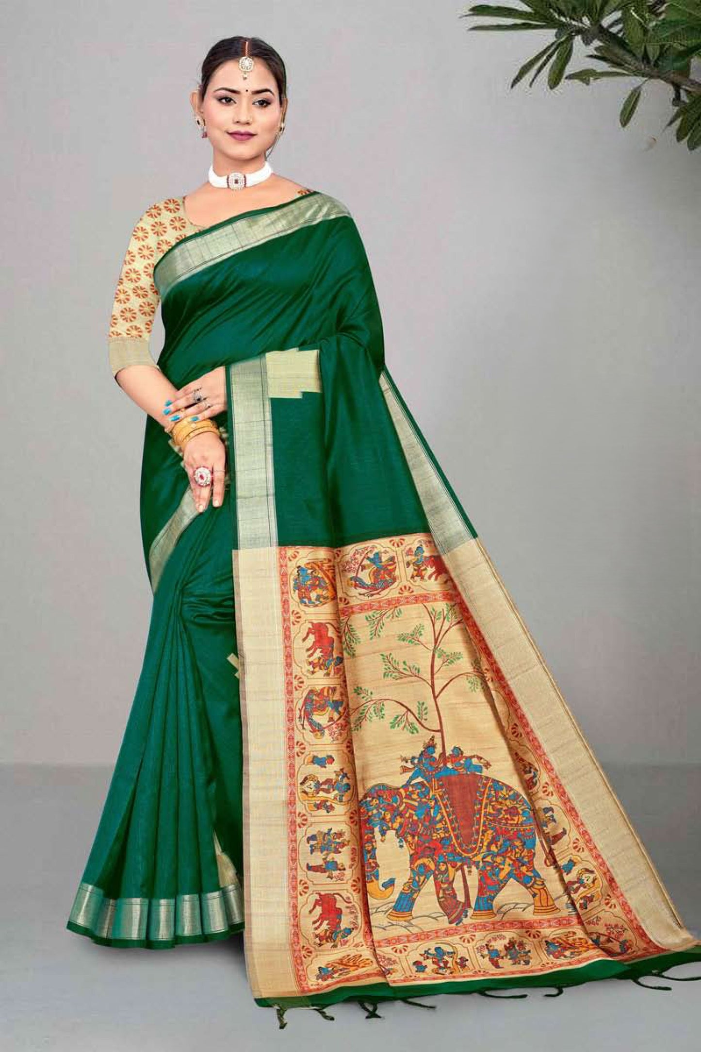 Mullai Tussar Saree featuring Elegant Zari Temple Border & Royal Pichwai Style Pallu