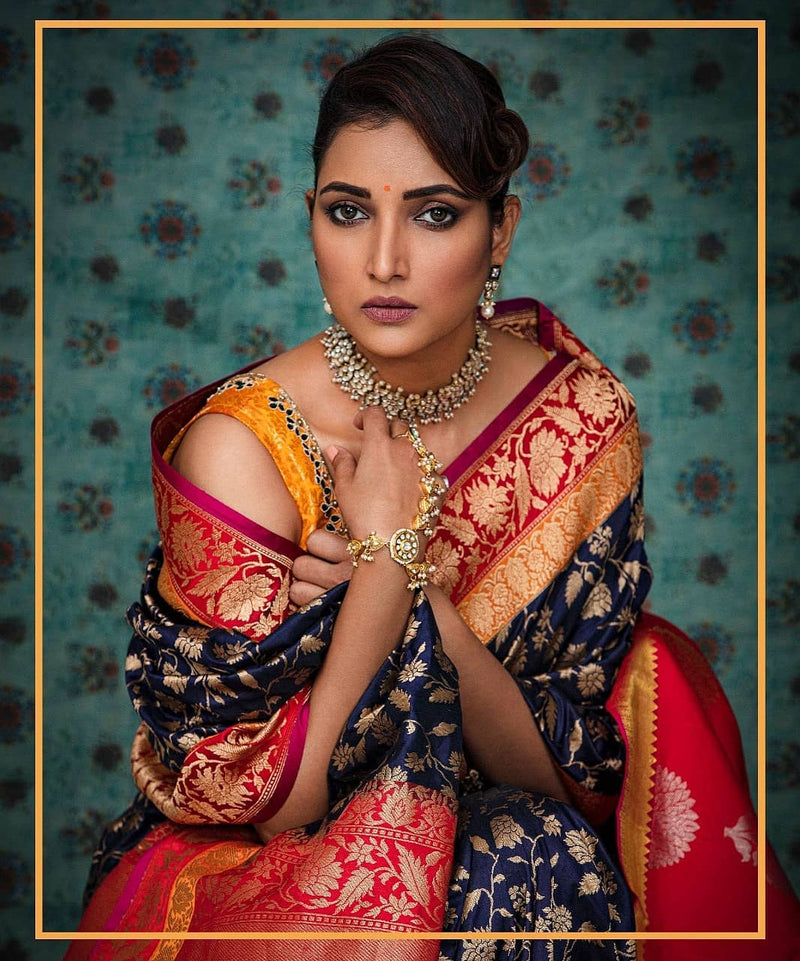 Rupali Bhosle in Zartari Pure Silk